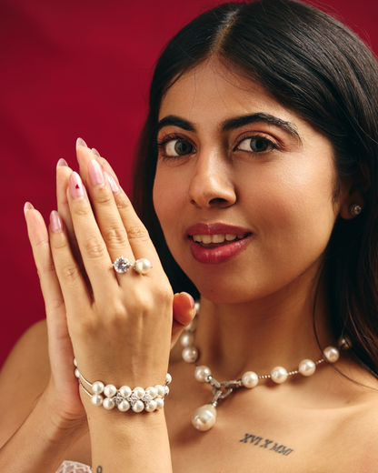 Solitaire Pearl Ring